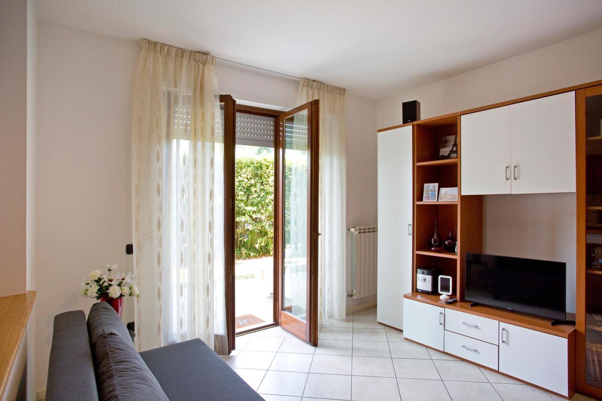 Casa Dei Filati, Cosy Flat With Garden And Parking Close To * Lucca